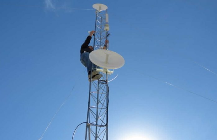 Entel no podrá participar en concurso de 90 MHz dispuesto por el MTC
